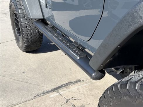 Used 2017 Jeep Wrangler Sport w/ Connectivity Group AWD/4WD image 43