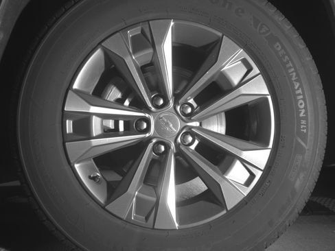 Used 2025 Chevrolet Equinox LT image 12