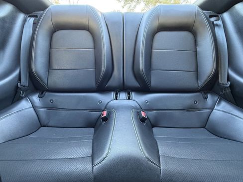 Used 2019 Ford Mustang Premium image 37