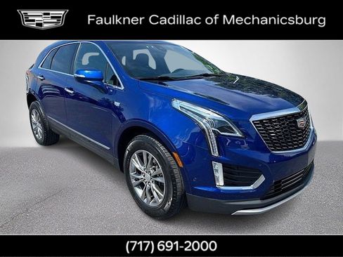 Used 2023 Cadillac XT5 Premium Luxury w/ Technology Package AWD/4WD image 2