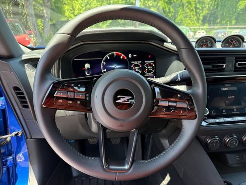 Used 2026 Nissan Z Sport w/ Floor Mat Package RWD image 15