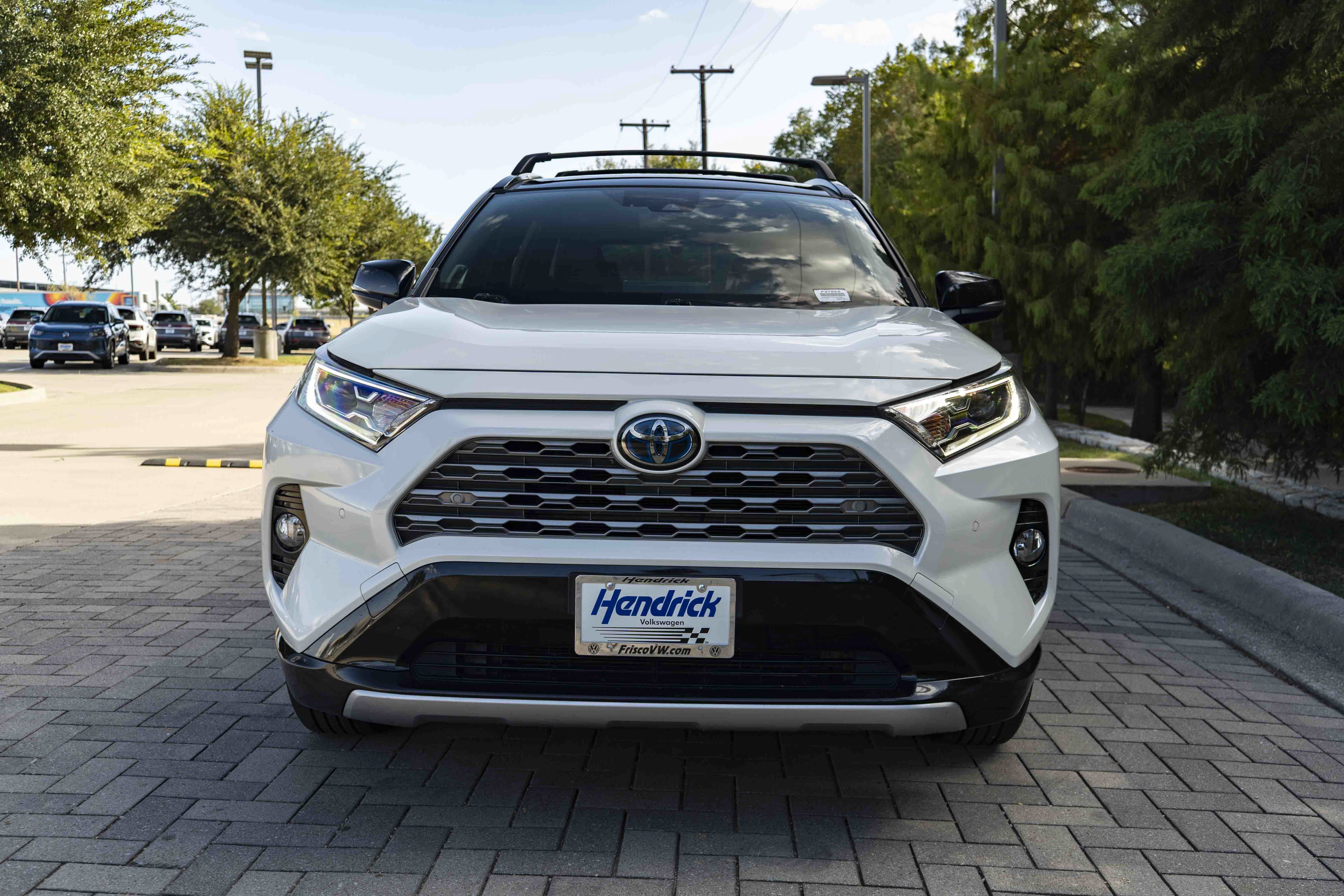 Used 2020 Toyota RAV4 XSE AWD/4WD image 3