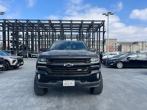 Used 2018 Chevrolet Silverado 1500 LTZ Z71 w/ LTZ Plus Package AWD/4WD image 2