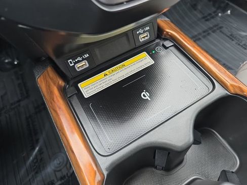Used 2021 Honda CR-V Touring image 18