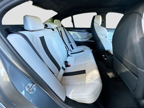 Used 2023 BMW M5 w/ Competition Package image 34