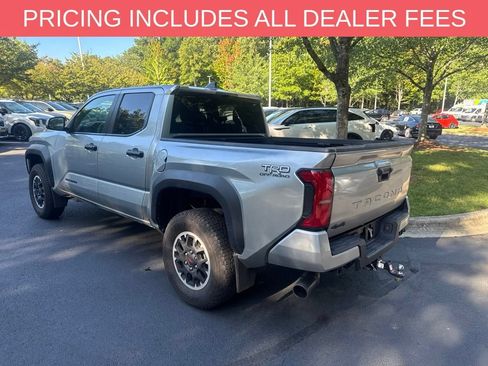 Used 2024 Toyota Tacoma TRD Off-Road AWD/4WD image 14