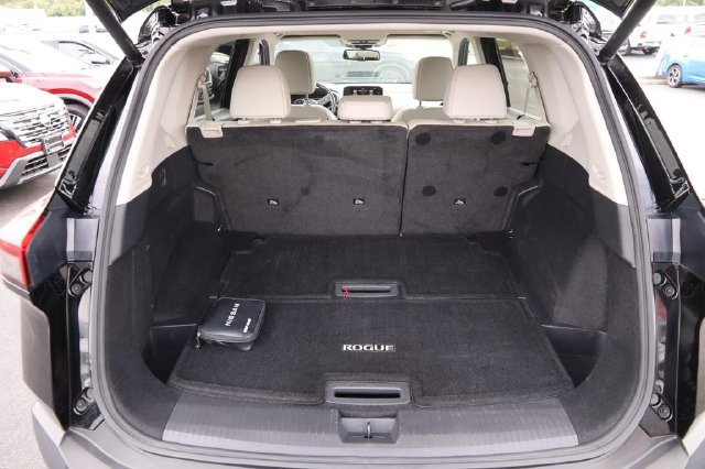Certified 2023 Nissan Rogue SL w/ SL Premium Package AWD/4WD image 7