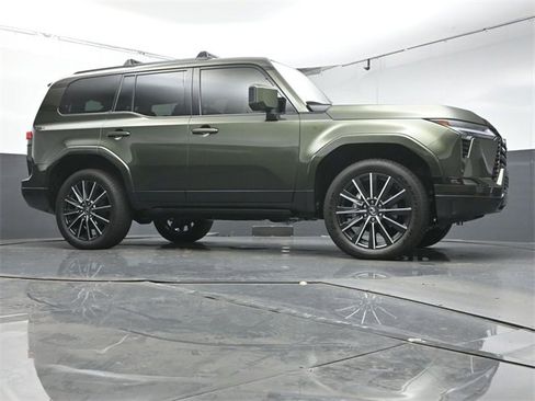 Used 2025 Lexus GX 550 550 Luxury image 33
