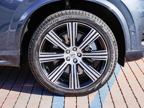 Used 2024 Volvo XC90 T8 Ultimate w/ Protection Package Premier image 11