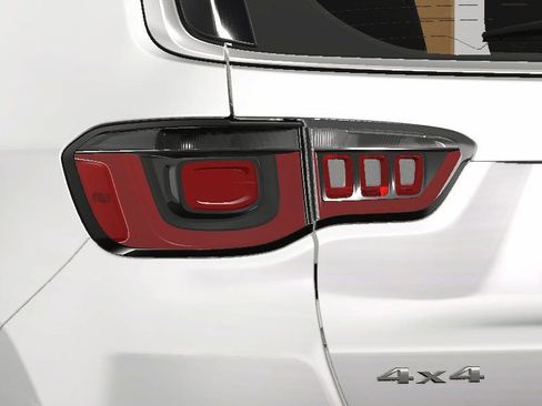 New 2025 Jeep Compass Limited image 12