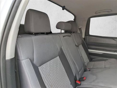 Used 2016 Toyota Tundra SR5 w/ SR5 Upgrade Package image 18