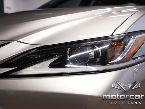Used 2021 Lexus ES 350 F Sport w/ Accessory Package FWD image 11