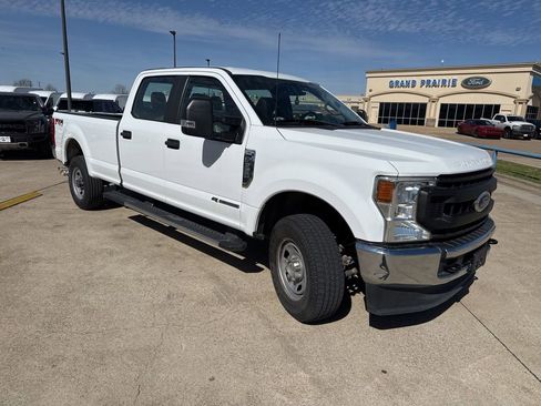 Used 2022 Ford F350 XL w/ Power Equipment Group image 18