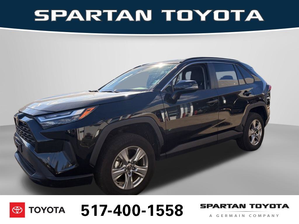 Used 2025 Toyota RAV4 XLE AWD/4WD image 1