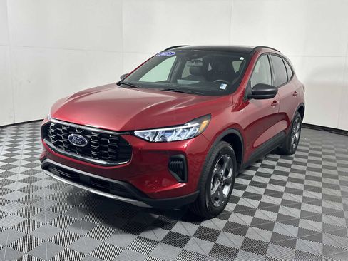 New 2026 Ford Escape ST-Line w/ Tech Pack #1 AWD/4WD image 3