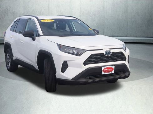 Used 2022 Toyota RAV4 LE AWD/4WD image 15