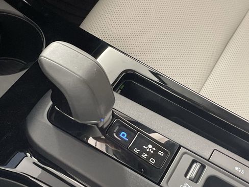 New 2026 Toyota Prius XLE FWD image 14