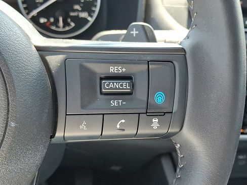 Certified 2024 Nissan Rogue SV w/ SV Premium Package AWD/4WD image 26
