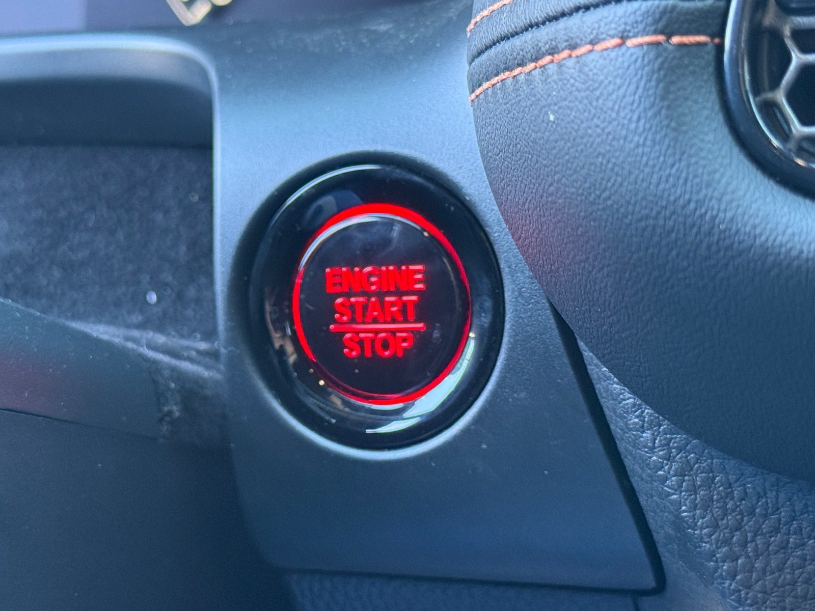 Used 2026 Honda HR-V Sport image 32