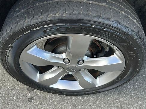 Used 2012 Jeep Grand Cherokee Overland AWD/4WD image 31