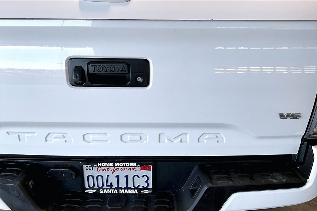 Used 2020 Toyota Tacoma TRD Sport w/ Advanced Technology Package AWD/4WD image 29