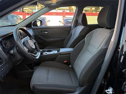 Used 2023 Nissan Rogue SV image 25