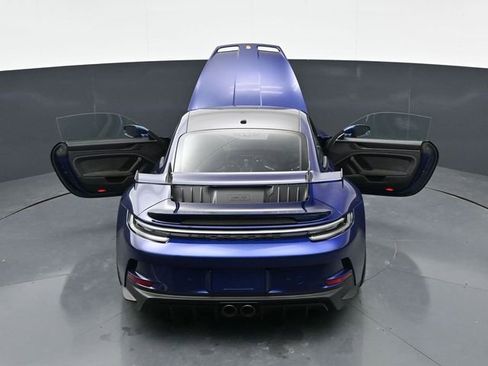 Used 2022 Porsche 911 GT3 RWD image 45