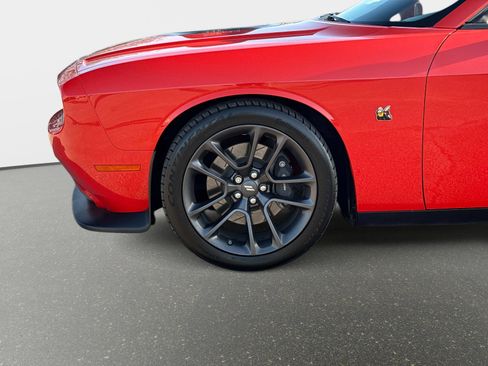 Used 2020 Dodge Challenger R/T Scat Pack w/ Shaker Package image 12