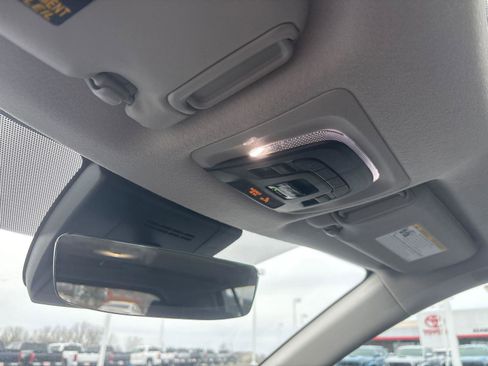 Used 2026 Toyota Corolla Cross XLE w/ Convenience Package image 28