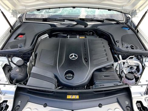 Used 2023 Mercedes-Benz E 450 Coupe image 11