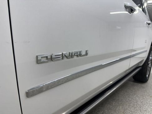Used 2020 GMC Yukon XL Denali w/ Open Road Package AWD/4WD image 9