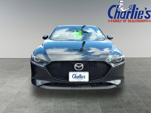 Used 2025 MAZDA MAZDA3 2.5 S Hatchback w/ Premium Pkg image 2