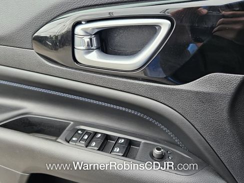 New 2026 Jeep Compass Latitude image 27