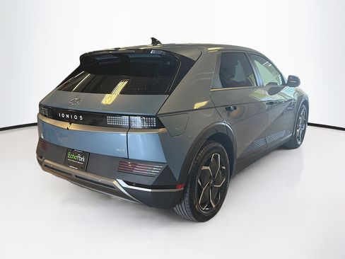 Used 2024 Hyundai Ioniq 5 SEL image 9