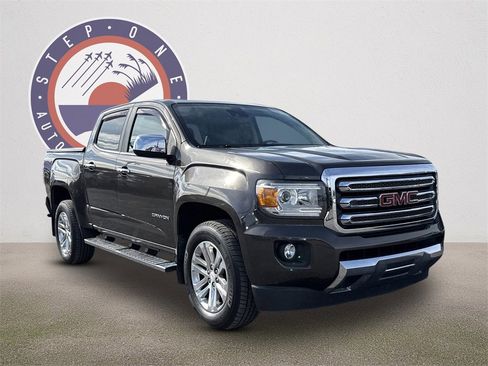 Used 2019 GMC Canyon SLT w/ Driver Alert Package image 2