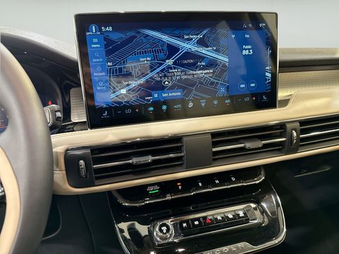 New 2026 Lincoln Corsair Premiere FWD image 19