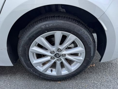 Used 2026 Toyota Corolla LE w/ LE Premium Package FWD image 22