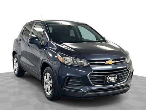 Certified 2019 Chevrolet Trax LS w/ Tint and Cruise Package FWD image 1