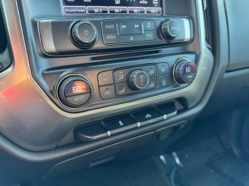 Used 2018 Chevrolet Silverado 1500 LT w/ All Star Edition AWD/4WD image 19