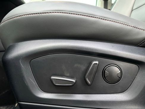 New 2026 Ford Explorer Active w/ Active Comfort Package image 11