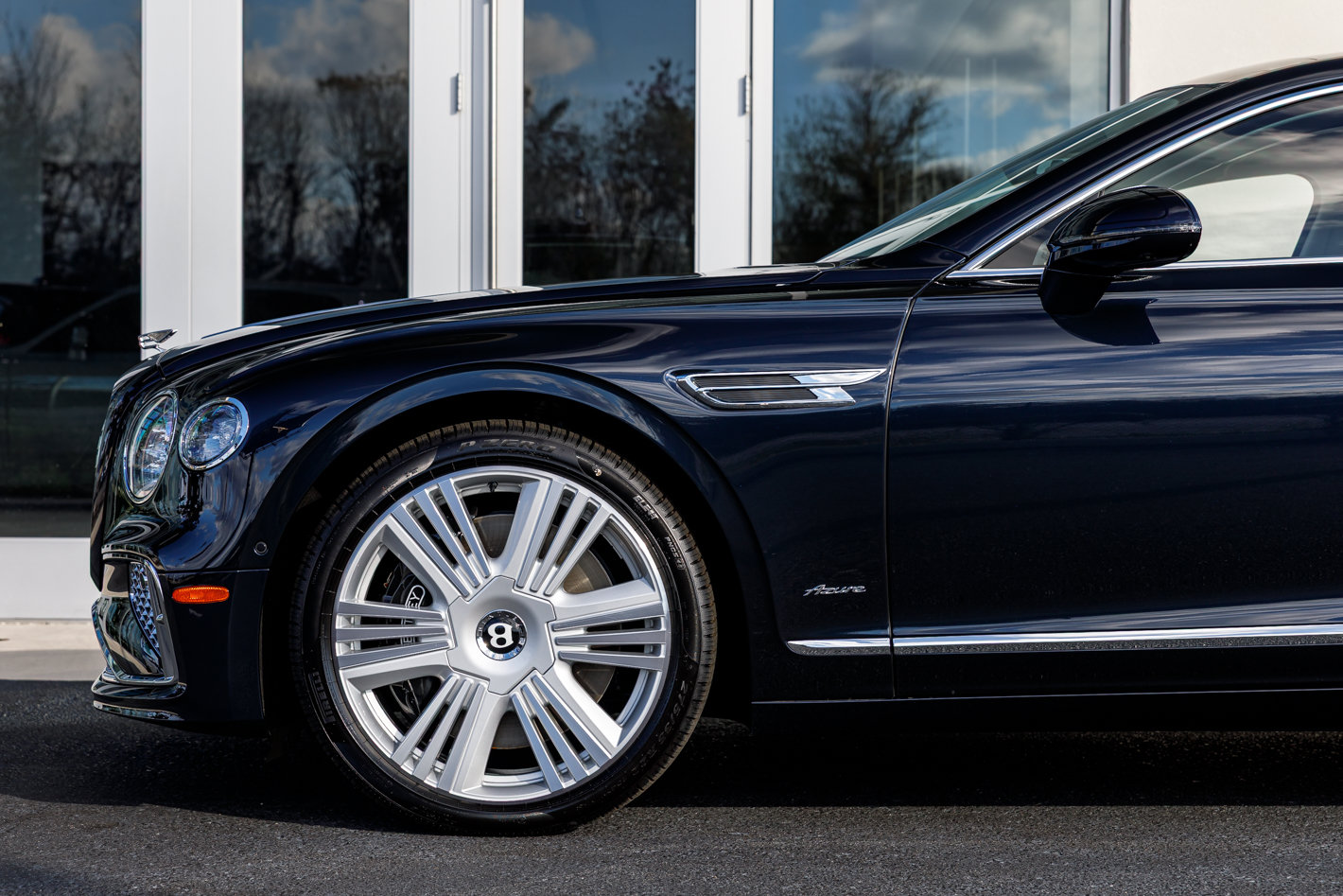 Used 2026 Bentley Flying Spur Azure AWD/4WD image 7