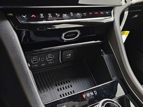 New 2026 Jeep Grand Cherokee Altitude AWD/4WD image 17