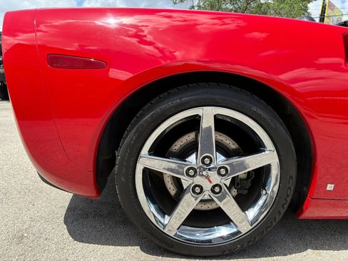 Used 2007 Chevrolet Corvette Convertible w/ Preferred Equipment Group RWD image 37