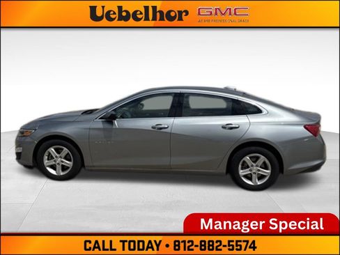 Used 2024 Chevrolet Malibu LT FWD image 8
