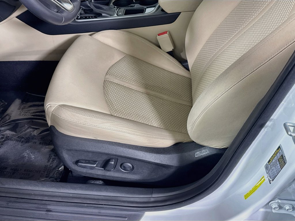 Used 2019 Hyundai Sonata SEL w/ Winter Weather Package FWD image 23