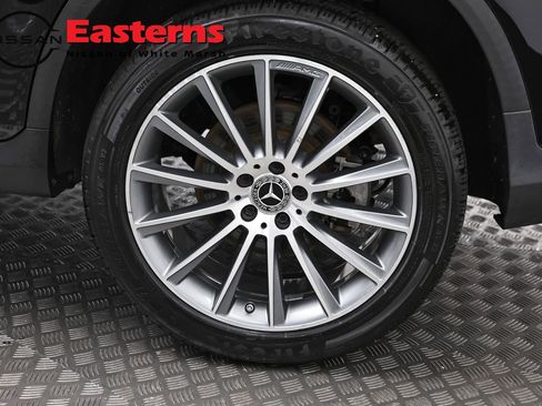 Used 2022 Mercedes-Benz GLC 300 4MATIC w/ AMG Line image 33