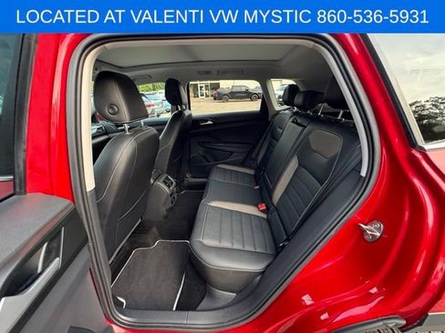 Certified 2023 Volkswagen Taos SEL AWD/4WD image 9