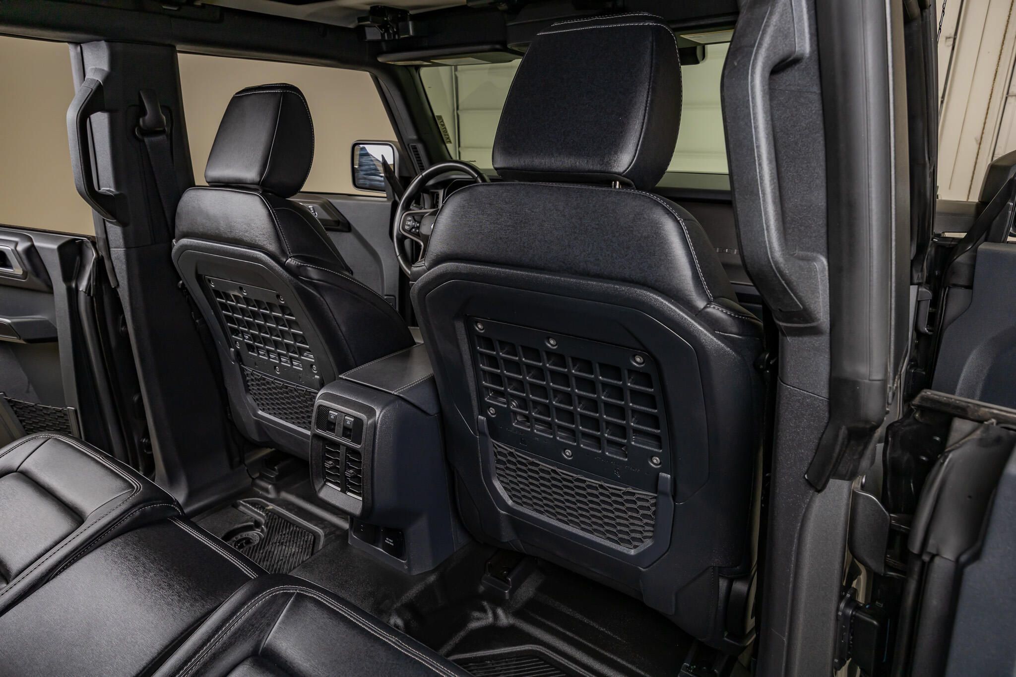 Used 2025 Ford Bronco Badlands AWD/4WD image 34
