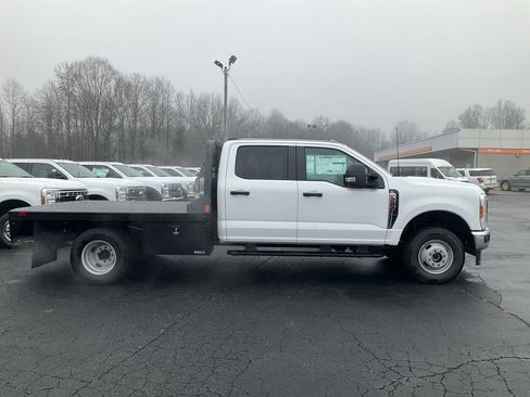 New 2026 Ford F350 XL w/ XL Chrome Package AWD/4WD image 4