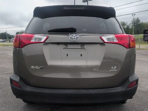 Used 2014 Toyota RAV4 LE AWD/4WD image 7